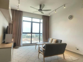 Arinara Homestay Near IOI City Mall Putrajaya 3R2B 5-6Pax at Conezion Residence